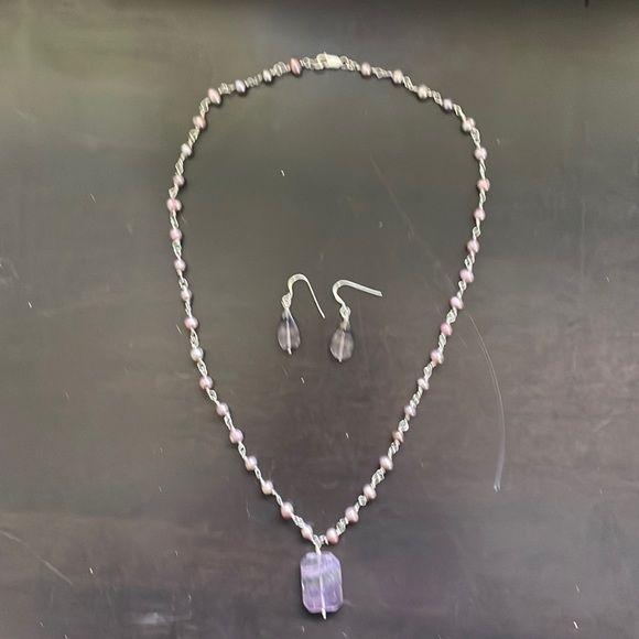 Handmade purple freshwater pearl necklace - Picture 1 of 4